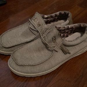 Hey dudes men size 11